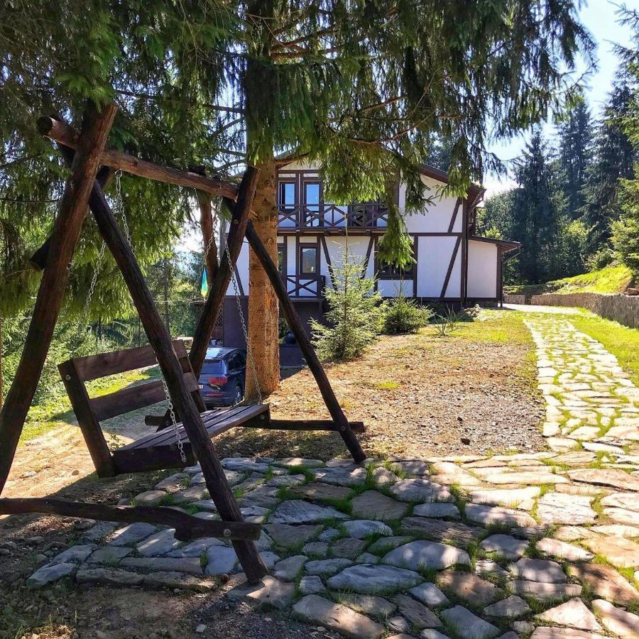 Біла Хата Lägenhet Iltsi Exteriör bild
