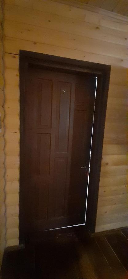 Біла Хата Lägenhet Iltsi Exteriör bild